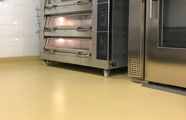 To start, over 4,000 m2 of the heavy duty Isocrete Isopol SBR was installed across the kitchen and food preparation areas.